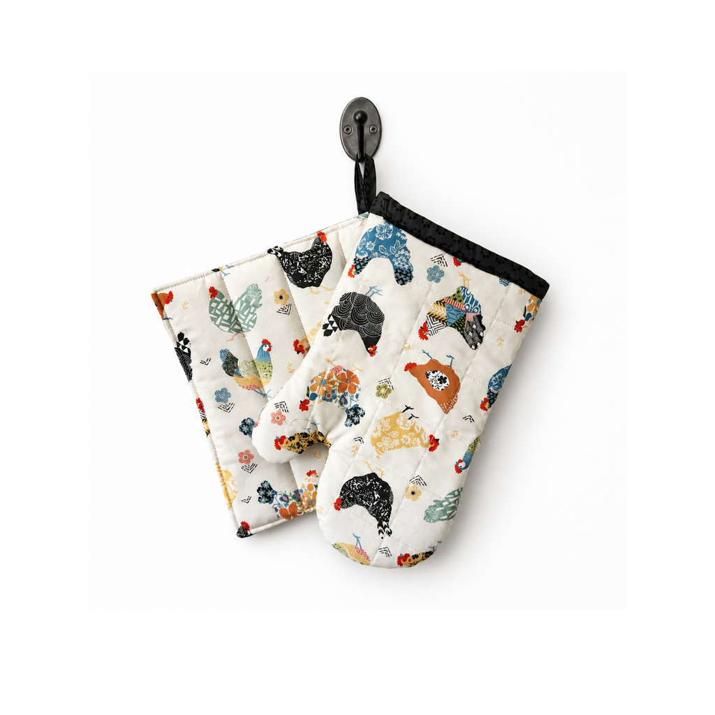 Handmade chicken print pot holder and oven mitt set