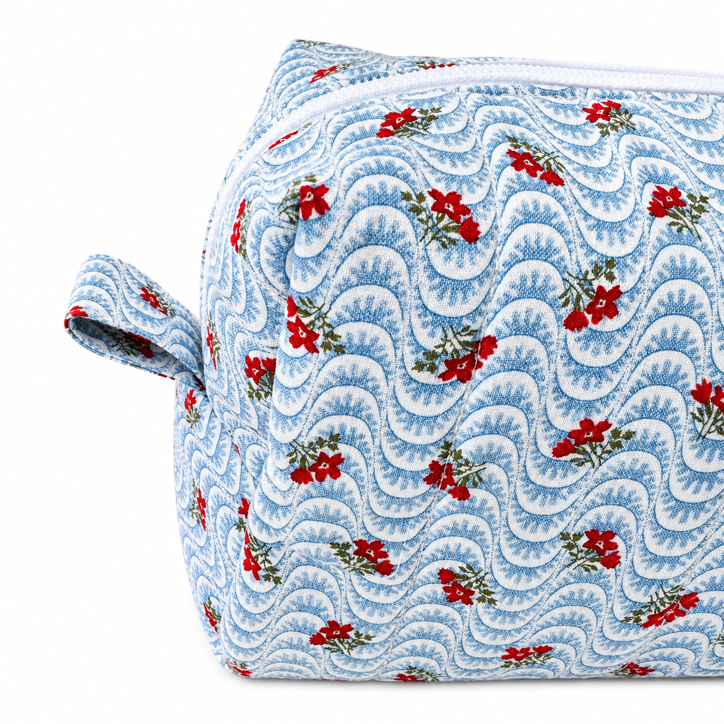 Hair tool bag for curling iron straightener and accessories